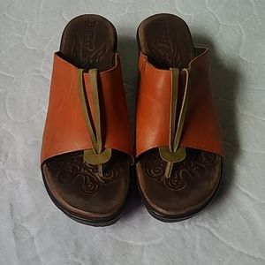 BORN Leather Sandals